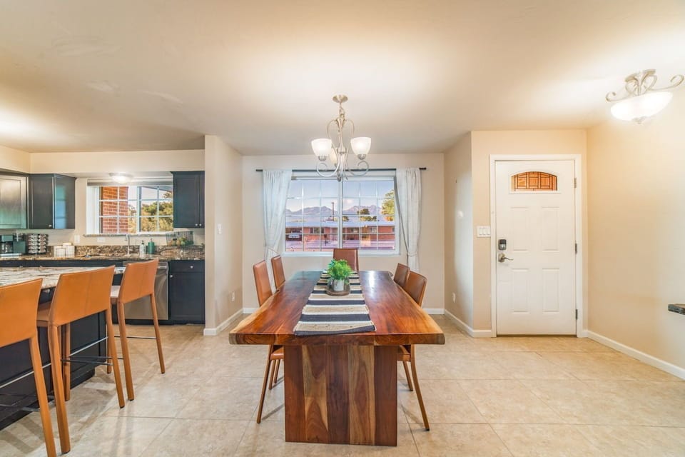 Views of the Catalina’s mountains