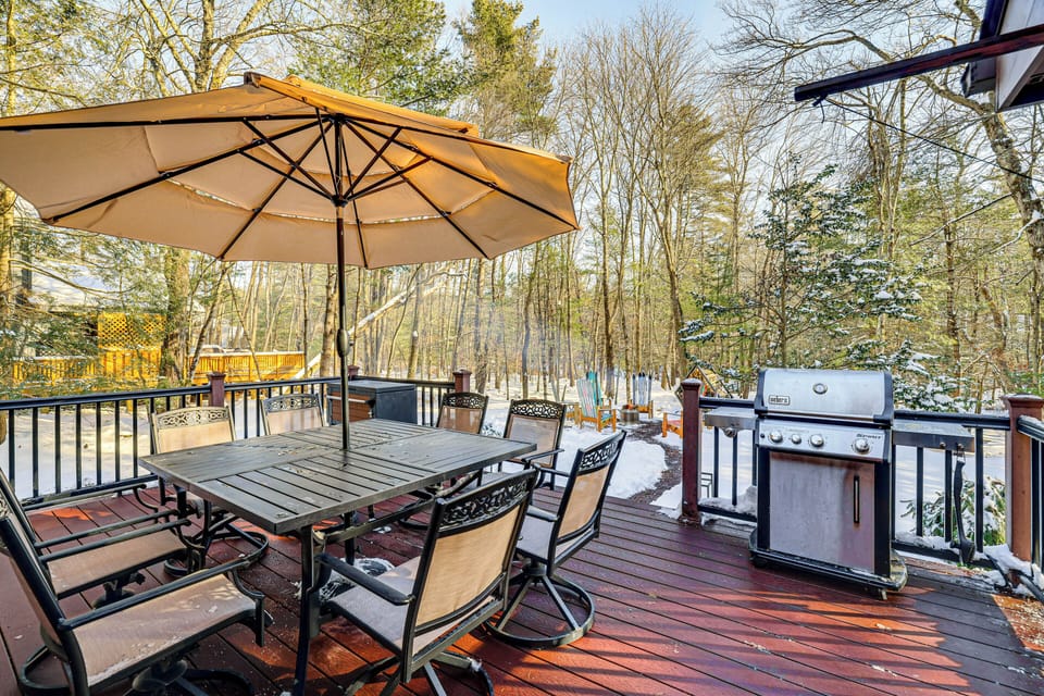 Deck | Gas Grill