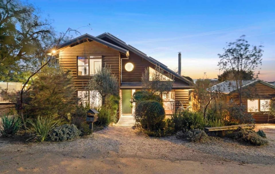 Beautiful Timber Street Presence