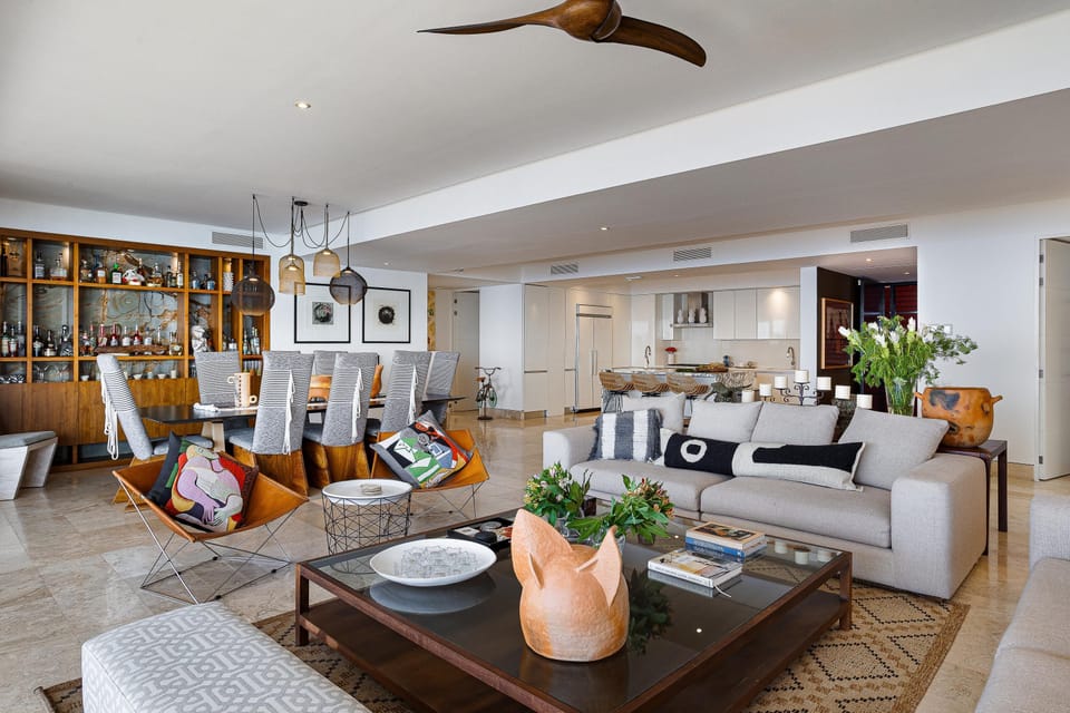 Condo - Image 7