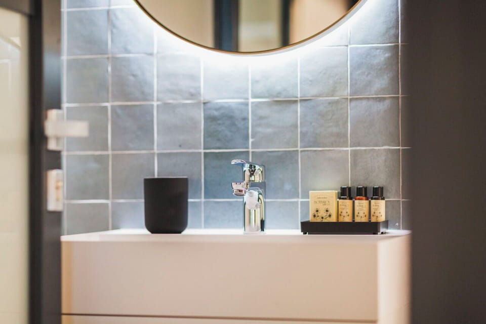 Bathroom, Room Detail