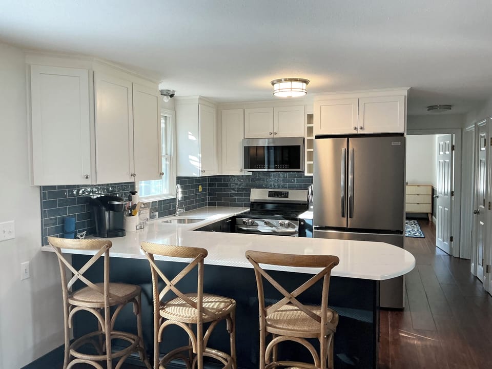 Large Breakfast Bar
