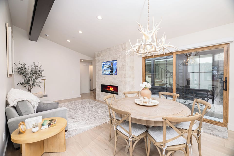 Guest House Dining Room