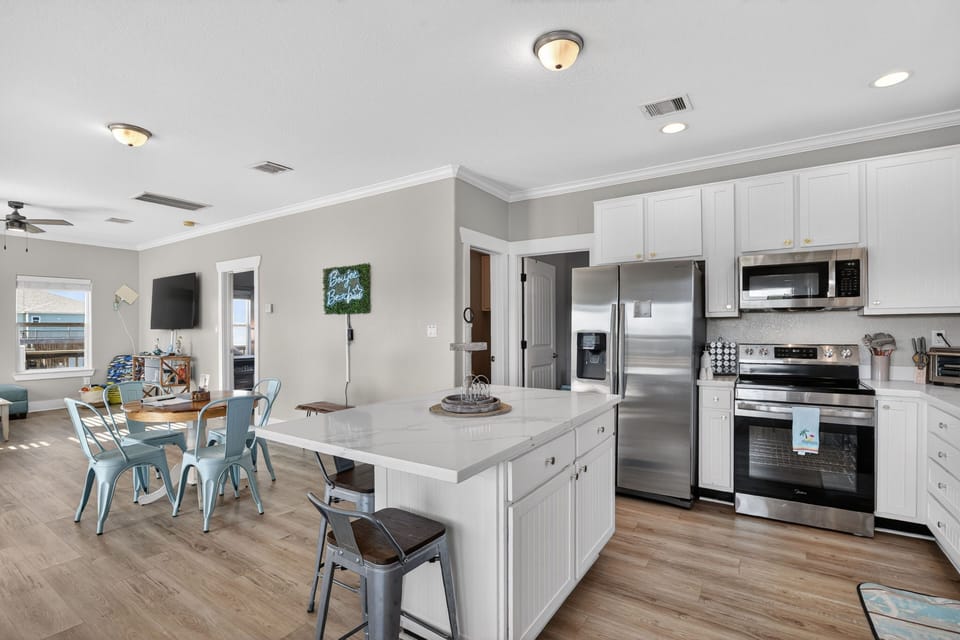 Indoors, Kitchen, Appliance, Microwave, Oven