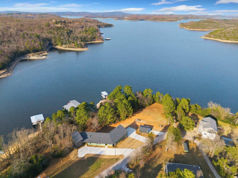 During your stay, you'll experience easy and direct access to the water and sweeping lake views from every angle!