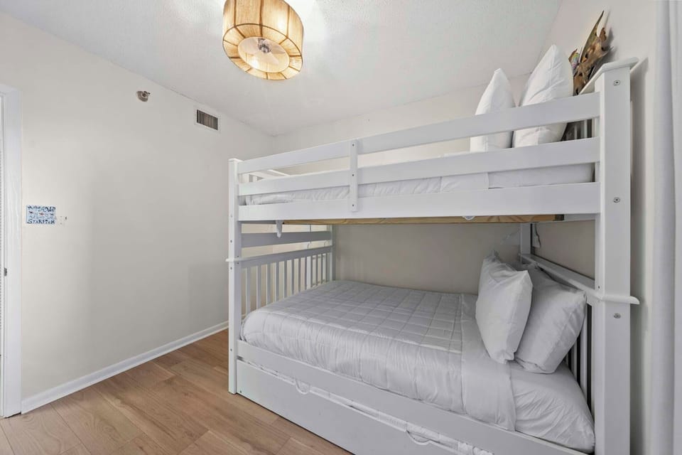 Bunk bedroom