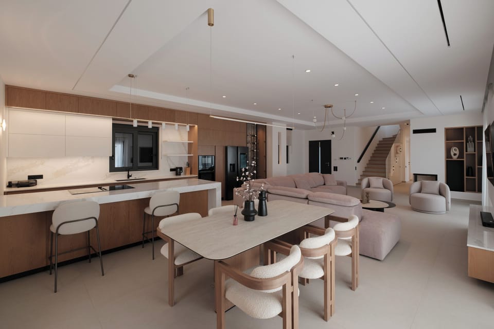 Azura Exclusive Villa Kitchen And Dining Area 