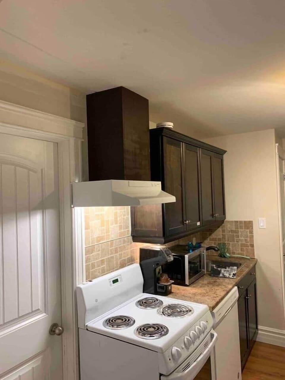 Lower level Kitchen 