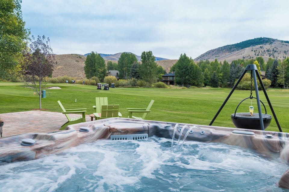 Private hot tub with golf course views
