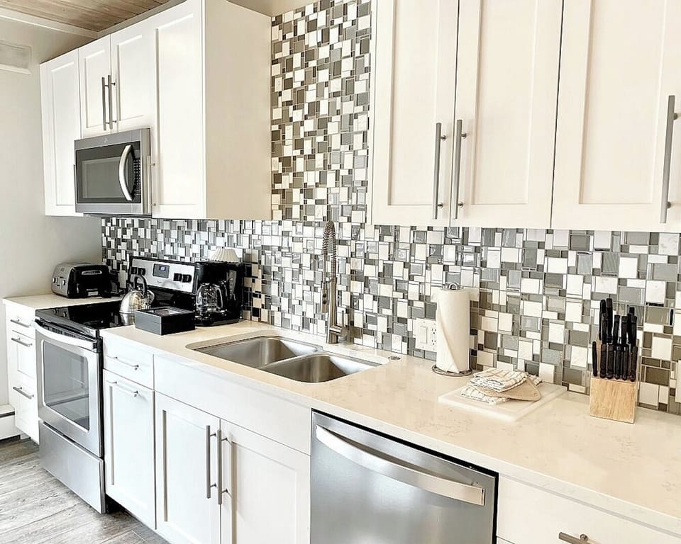 Aspen Condo Next to the Gondola Kitchen