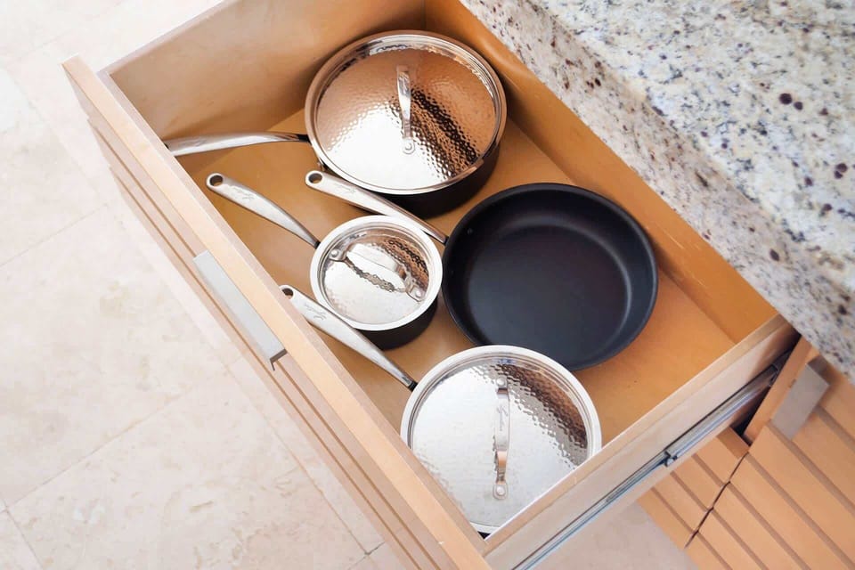 Cookware | Open the drawers and find premium cookware ready for relaxed, effortless home-style cooking