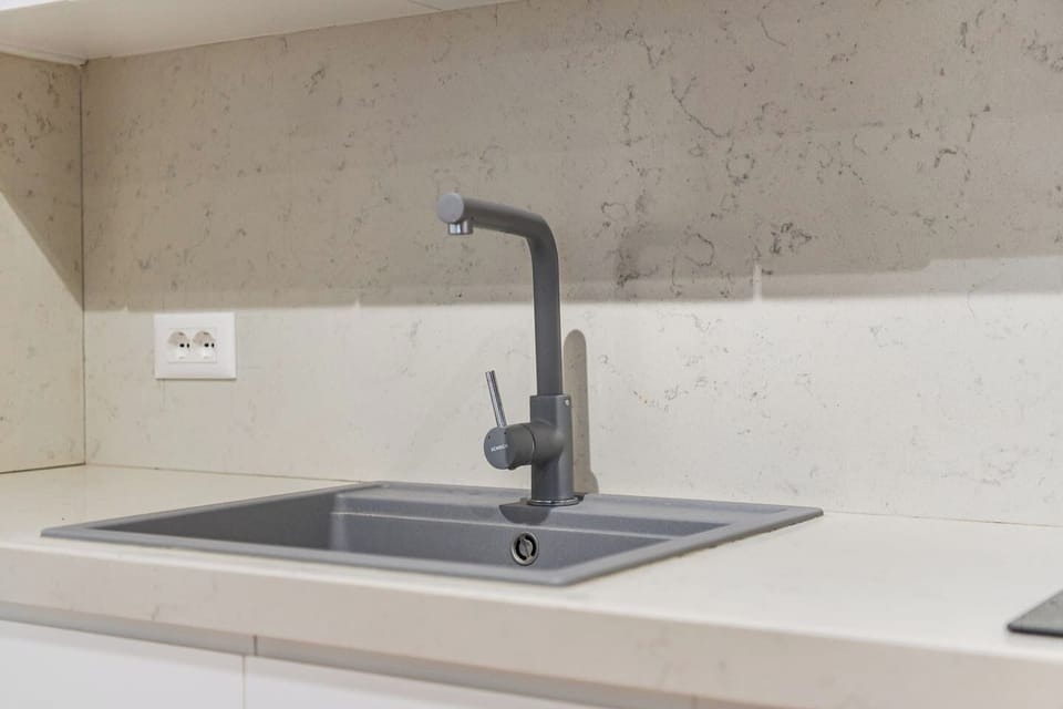 Fully-equipped kitchen details