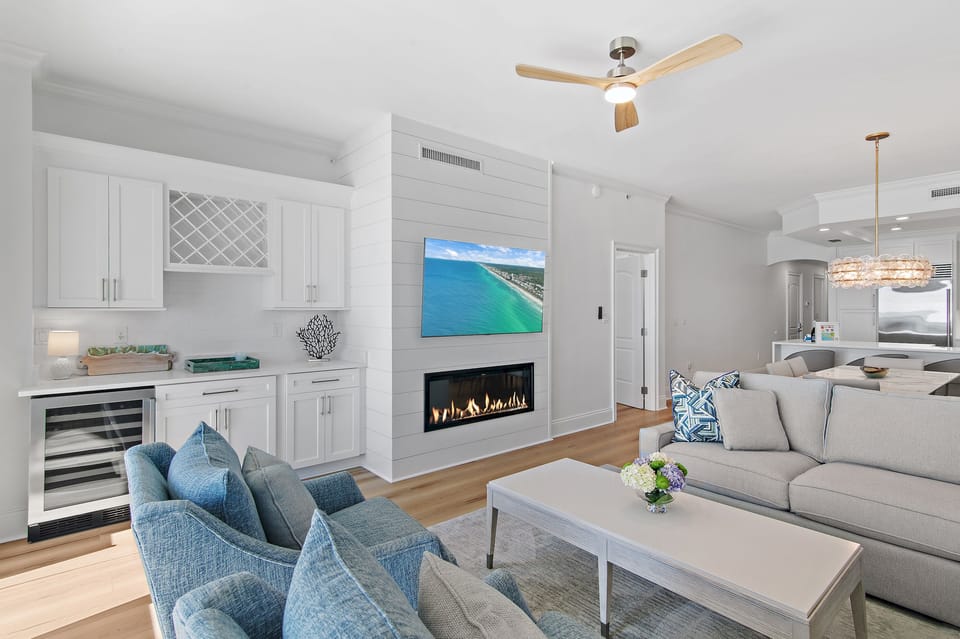 Living Room - With 2 captain chairs and sectional, there is plenty of seating for the family in the living room