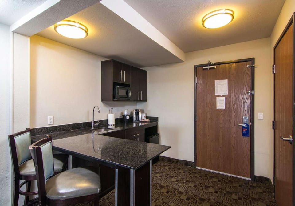 Dining and kitchen area