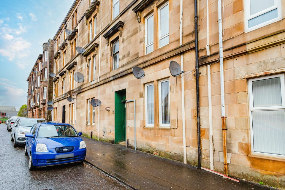 Muir Street - Outside