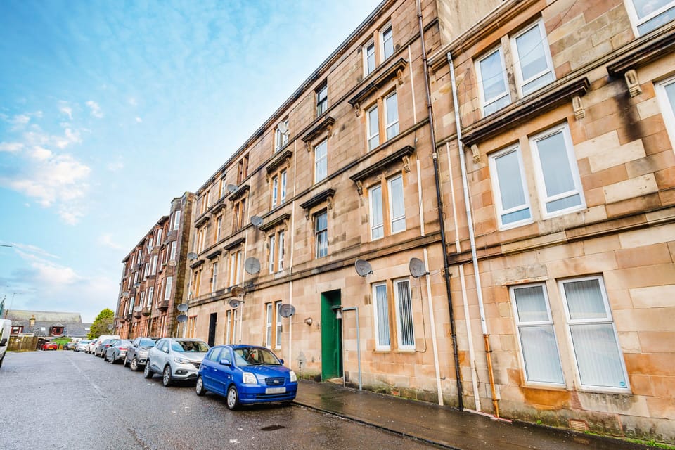 Muir Street - Outside
