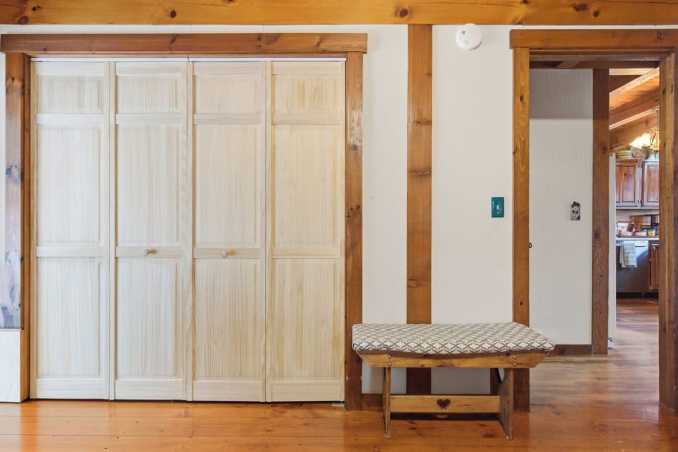 Bunk room closet