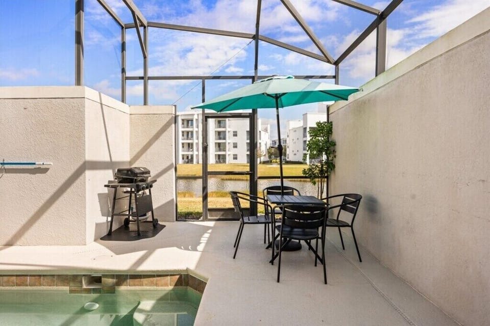 3165PequodPlace(23)