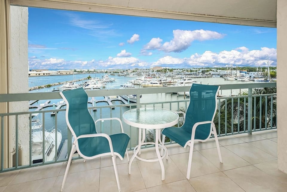 Galleon Resort & Spa Balcony - Deck