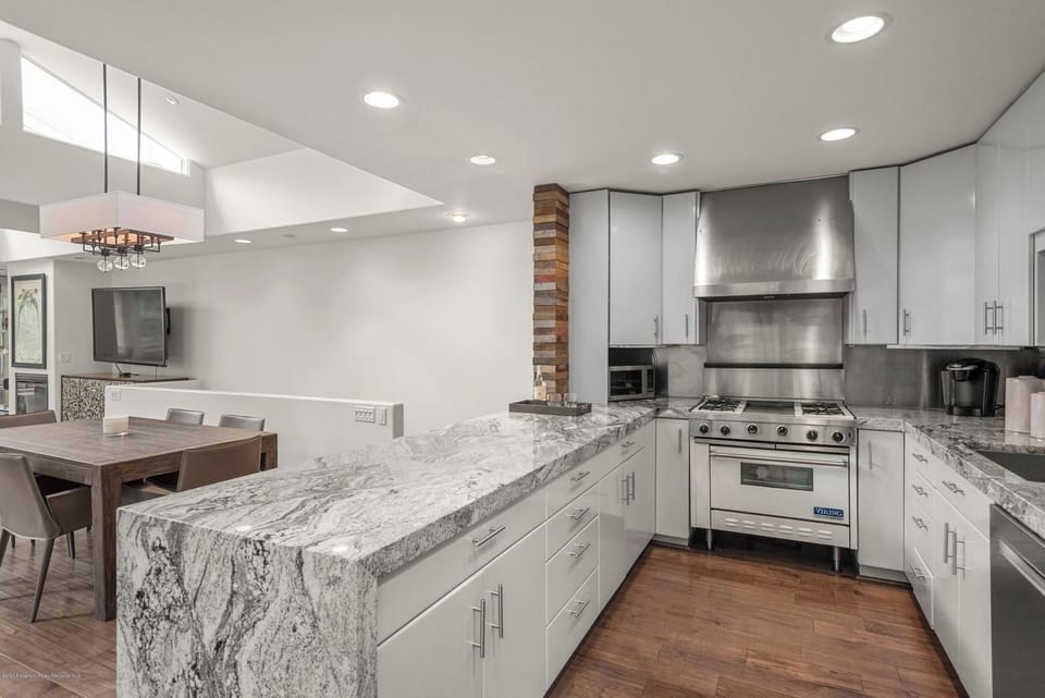 Kitchen - Aspen condo 