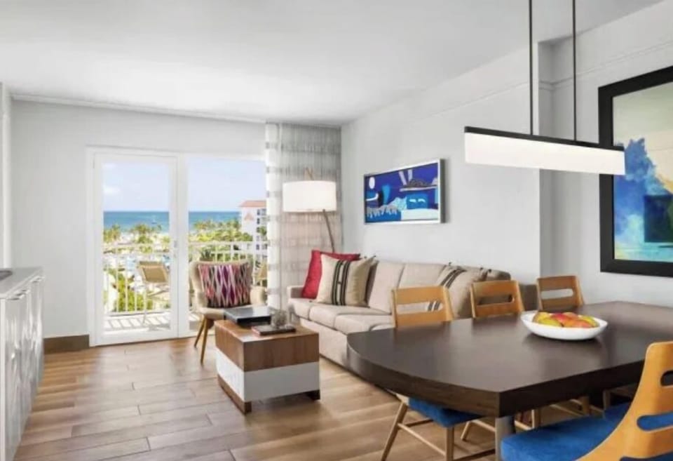 Aruba Ocean Club Marriot t- Living room