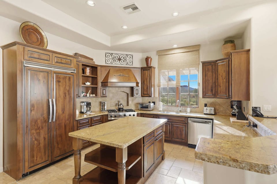 Kitchen | Rocks 122 in North Scottsdale, AZ by Luxus Vacation Properties