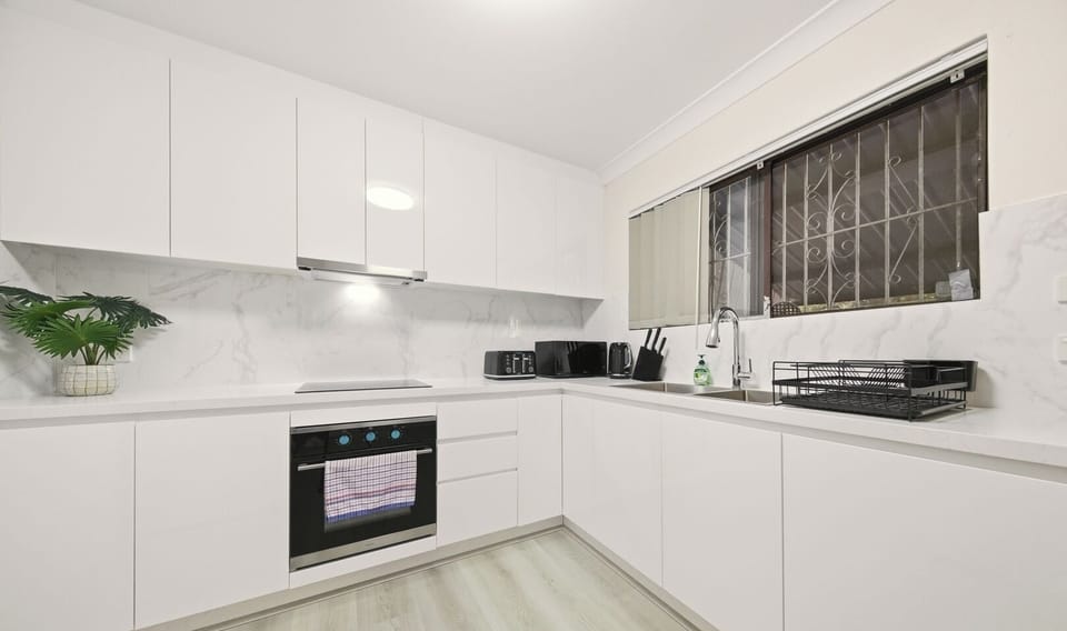 Clean kitchen space for light meal preparation