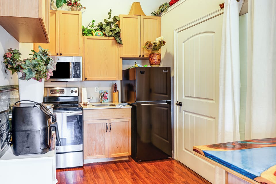 Kitchen | Toaster | Keurig Coffee Maker