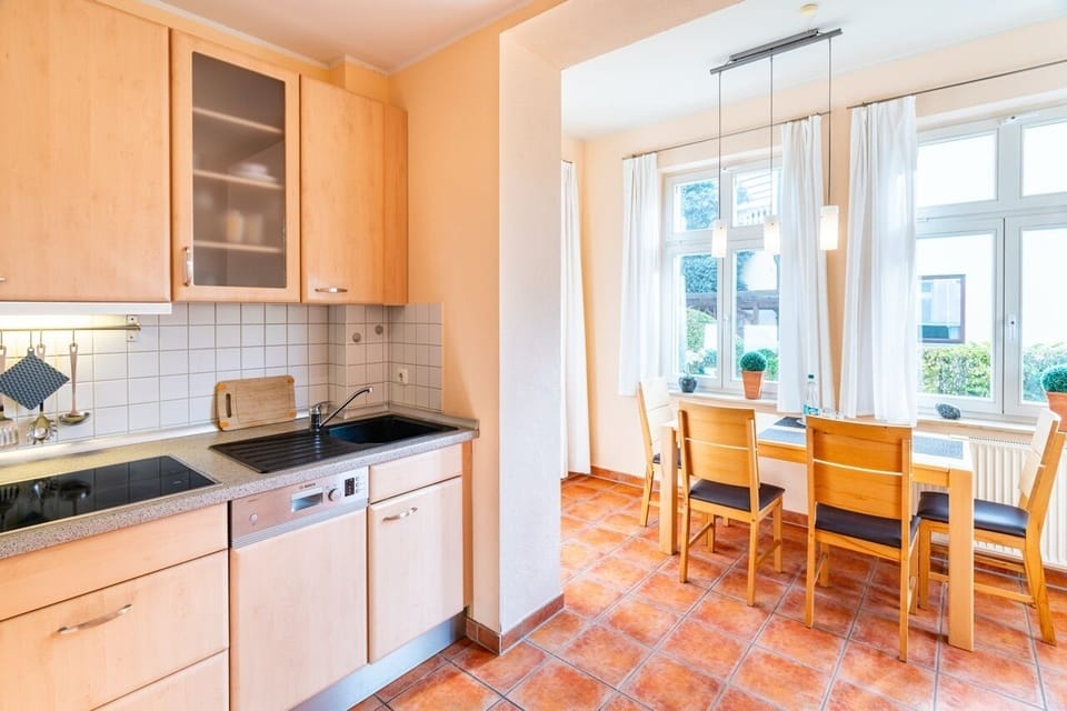 Enjoy cooking in this bright, inviting kitchen with a dining area.