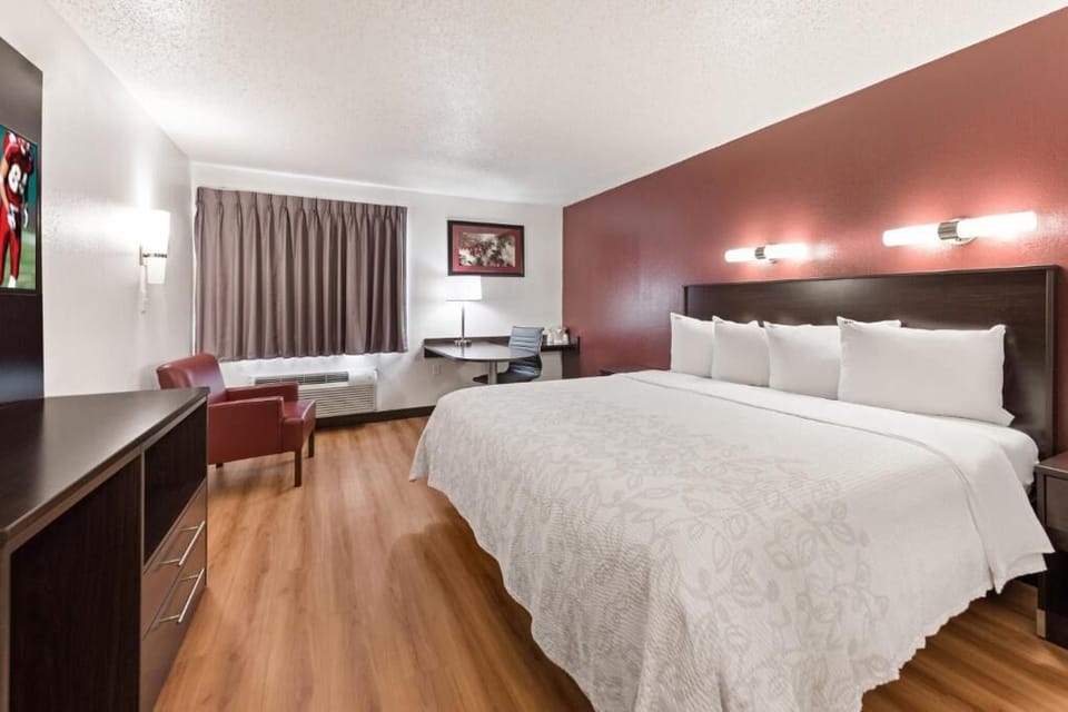 Bedroom. Interior and views may vary based on location and availability