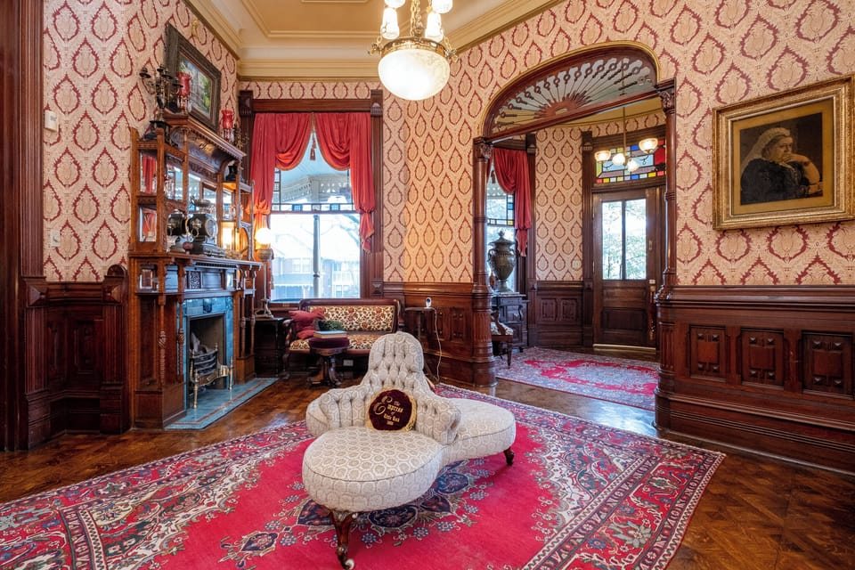 Corner Entry Hall