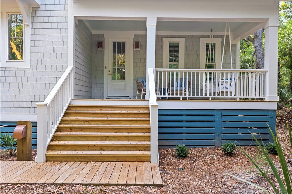 OPEN SOUTHERN LIVING FRONT PORCH