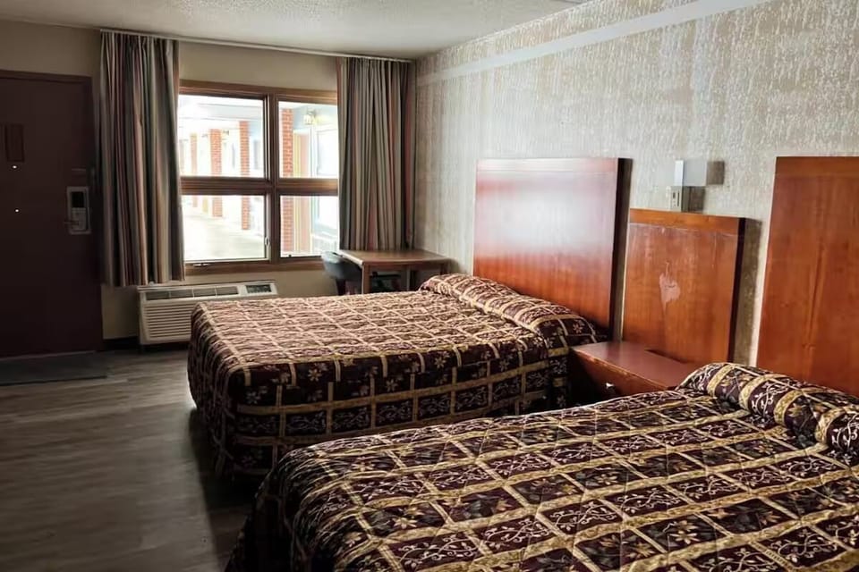 Spread out easily with two beds for flexible stays.