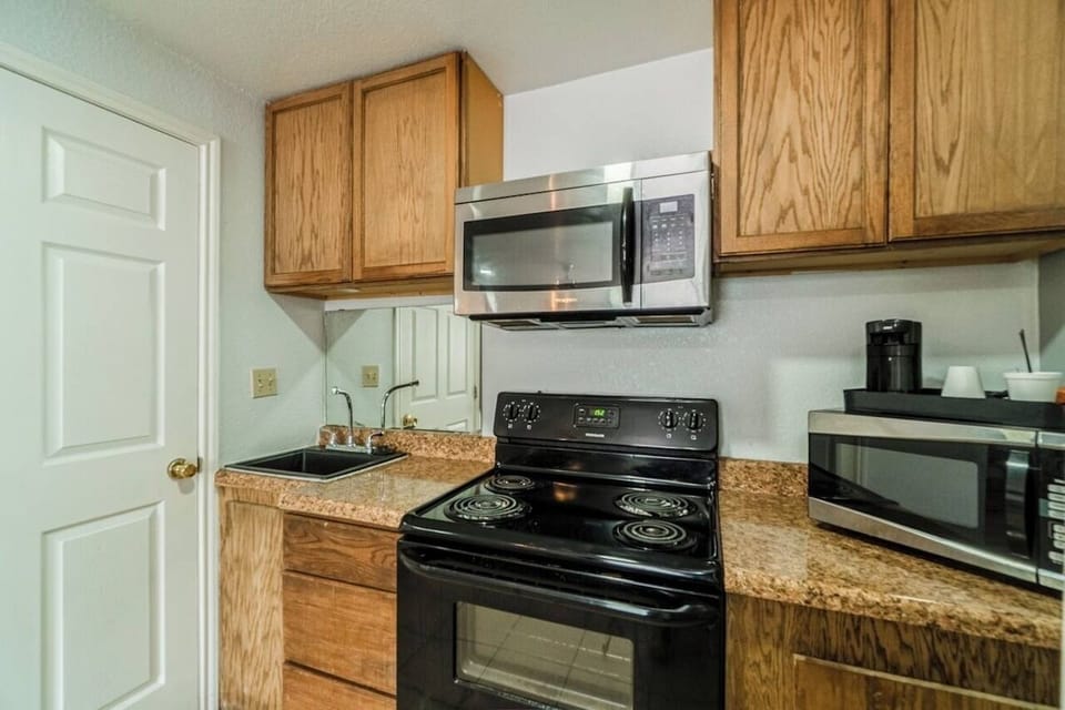 Prepare simple bites with convenient microwave and full cooktop.