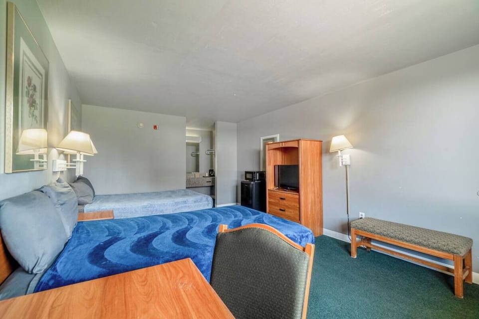 Relax with plenty of floor space and simple comforts.