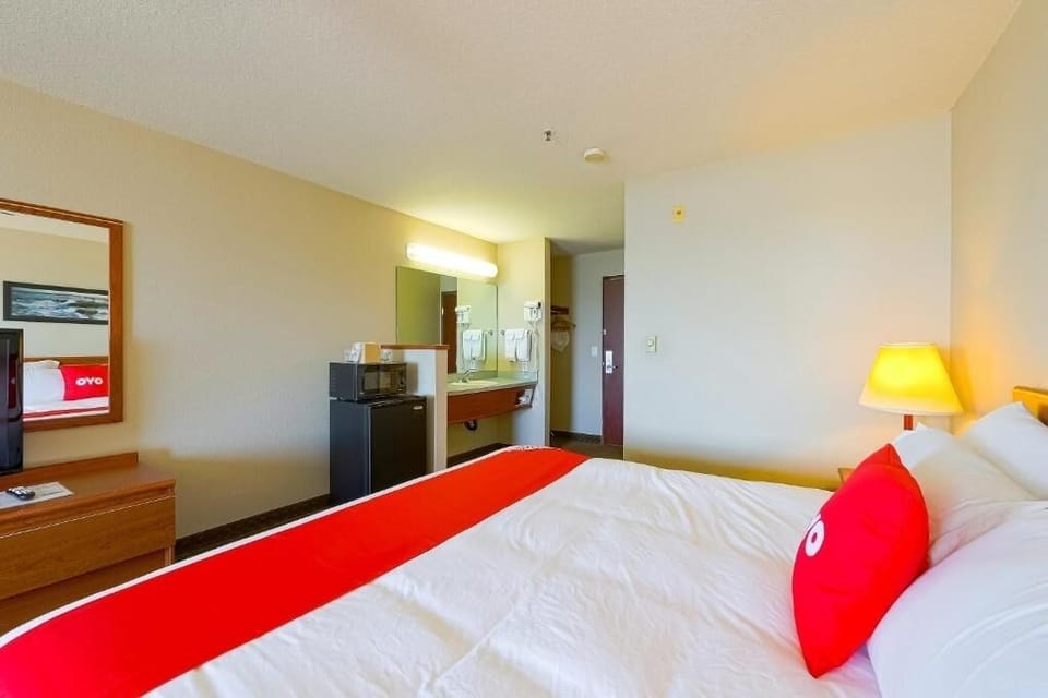 Bedroom. Interior and views may vary based on location and availability.