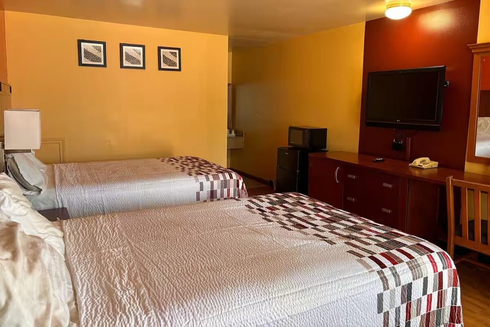 Bedroom. Interior and views may vary based on location and availability.