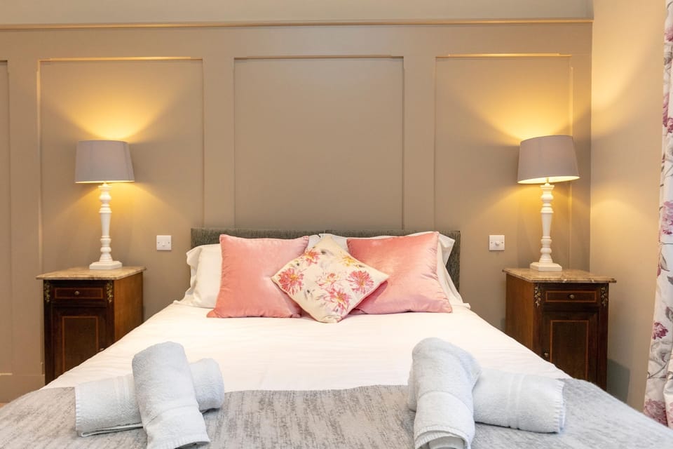 Gamekeeper Bed