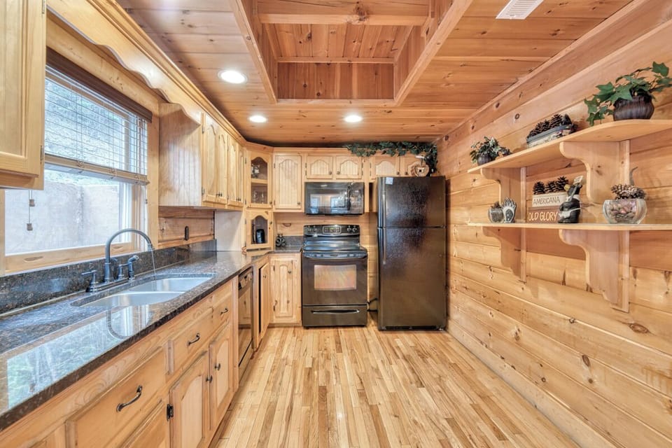 MistyMountaintop52_77