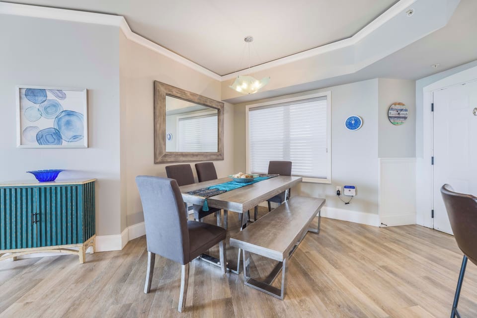 Dining Area at 5103 Hampton Place