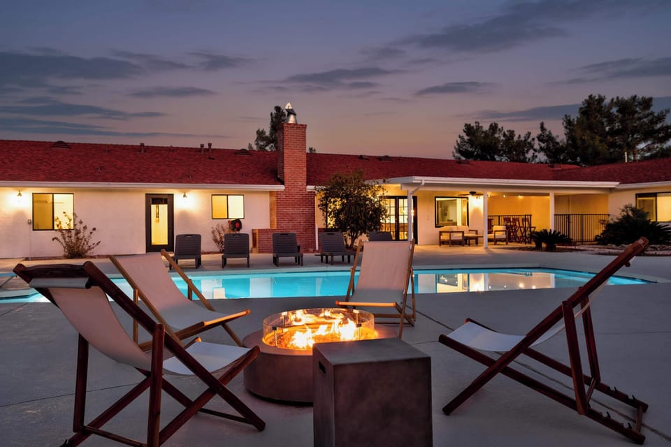 Poolside fire pit