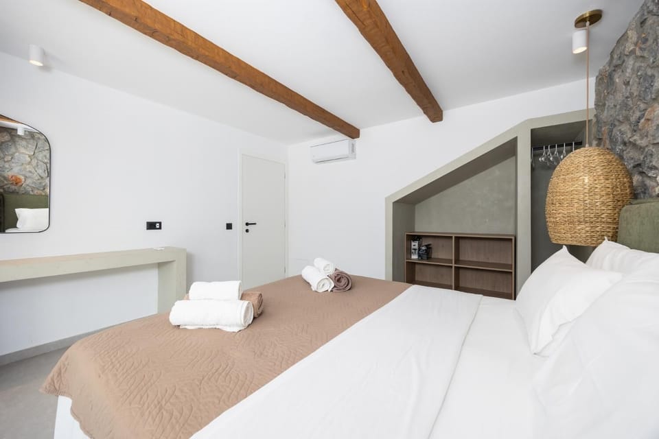 Double bedroom with A/C