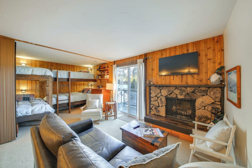 Sandpoint Vacation Rental | Studio | 1BA | Stairs Required | 450 Sq Ft