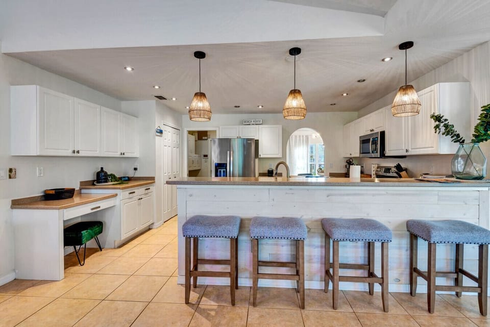 Kitchen | Large Island | Pendant Lighting | Bright Open Layout
