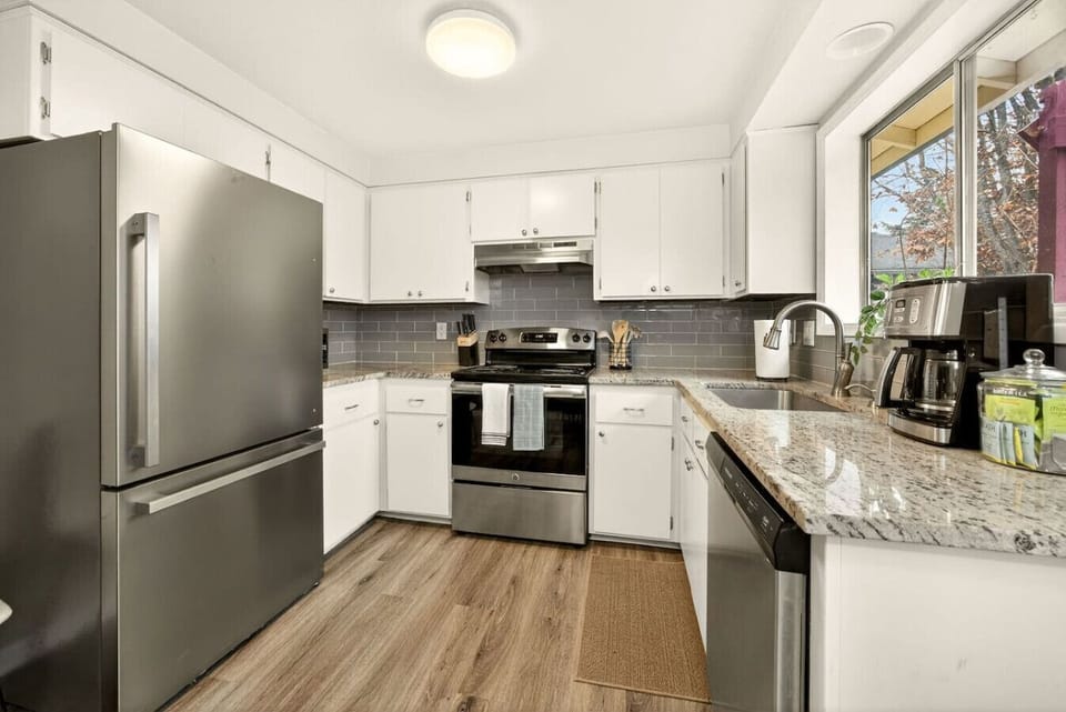 Fully equipped kitchen