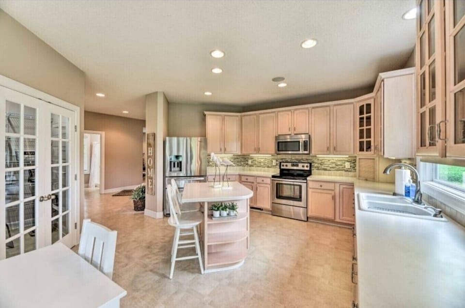 Spacious kitchen