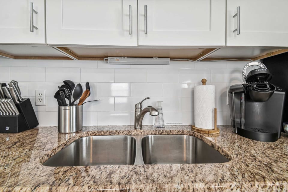 Unit 5; Kitchen