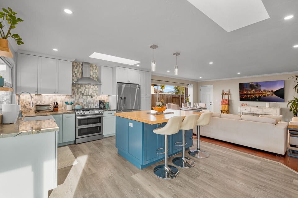 Fully equipped kitchen
