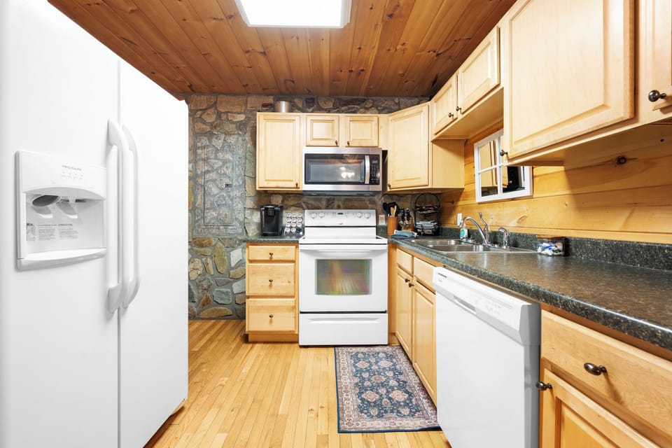 Spacious Well-Equipped Kitchen