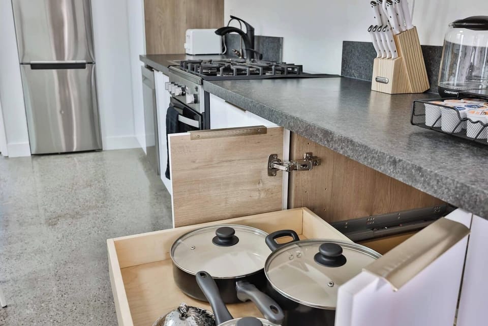 Fully equipped kitchen for cooking at home meals. Coffee and tea bar. Reverse osmosis water filter.
